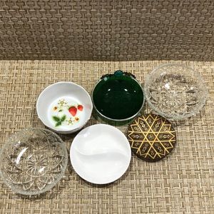 Bundle Of Assorted Trinket Dishes